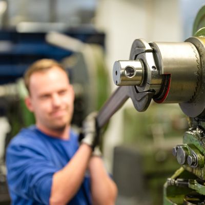 Ausbildung zum Metallbauer - Jobs bei Gockeln Metallbau Paderborn Höxter